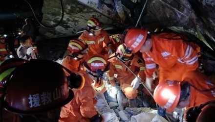 液體硅膠廠家心系地震災(zāi)區(qū)，祈禱平安