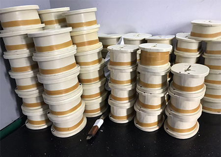 硅膠灌模出現(xiàn)冒泡，啥情況